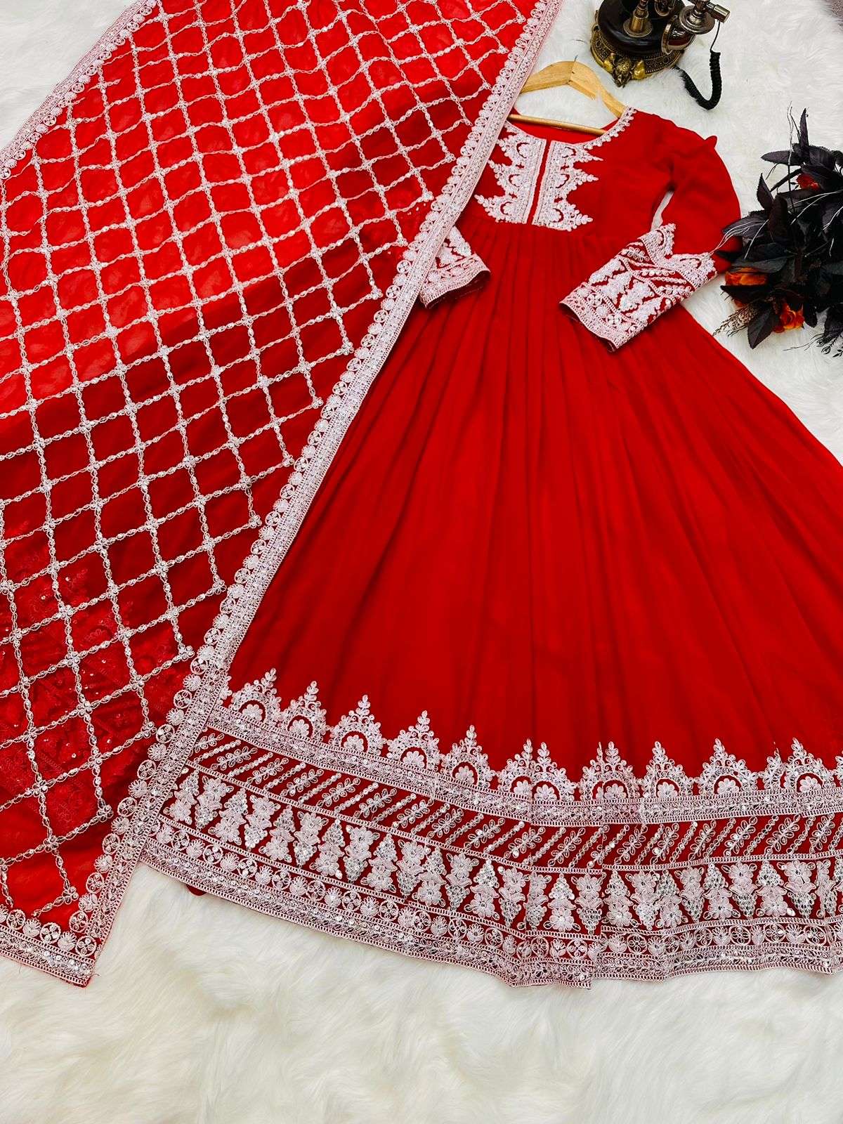 Red detailing. Absolutely Perfect. I think this is THE ONE!!! And at $150  its not too bad!!! | Red wedding dresses, Red white wedding dress, Wedding  dresses